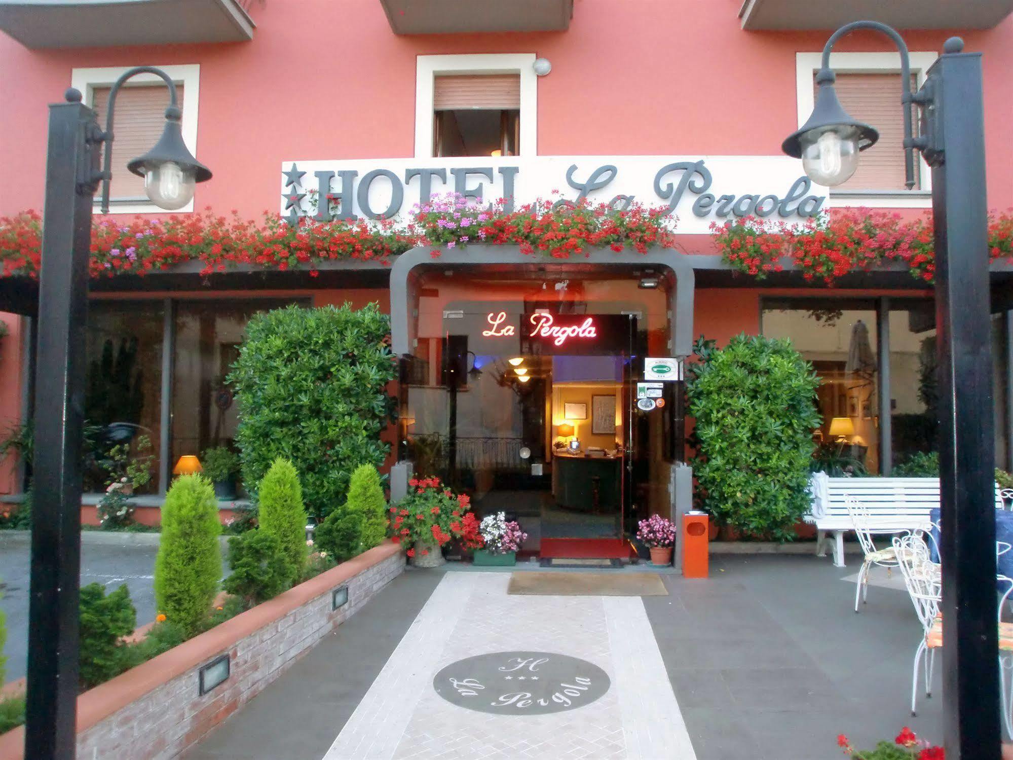 凉棚酒店 巴尔加 外观 照片